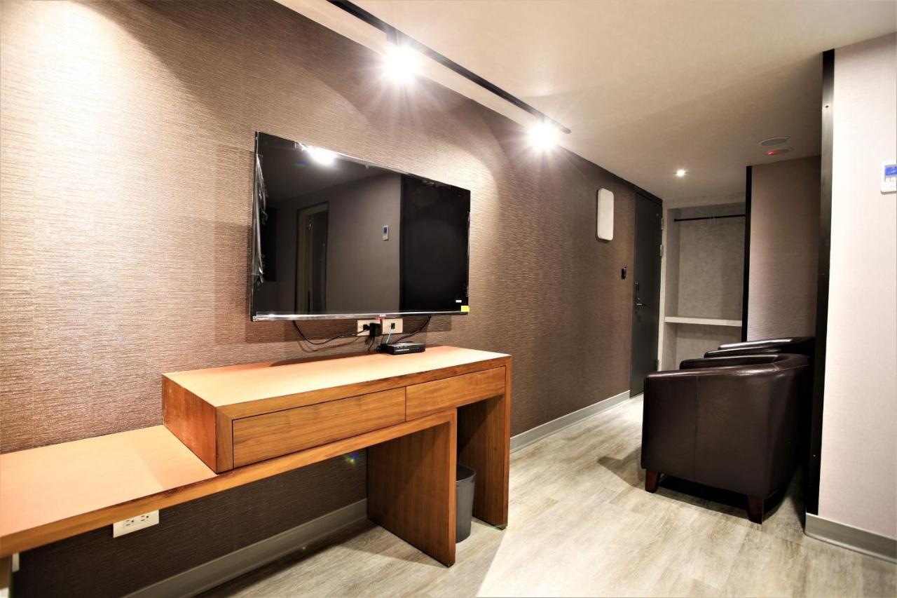 Golden Home Hotel Taipei Bagian luar foto