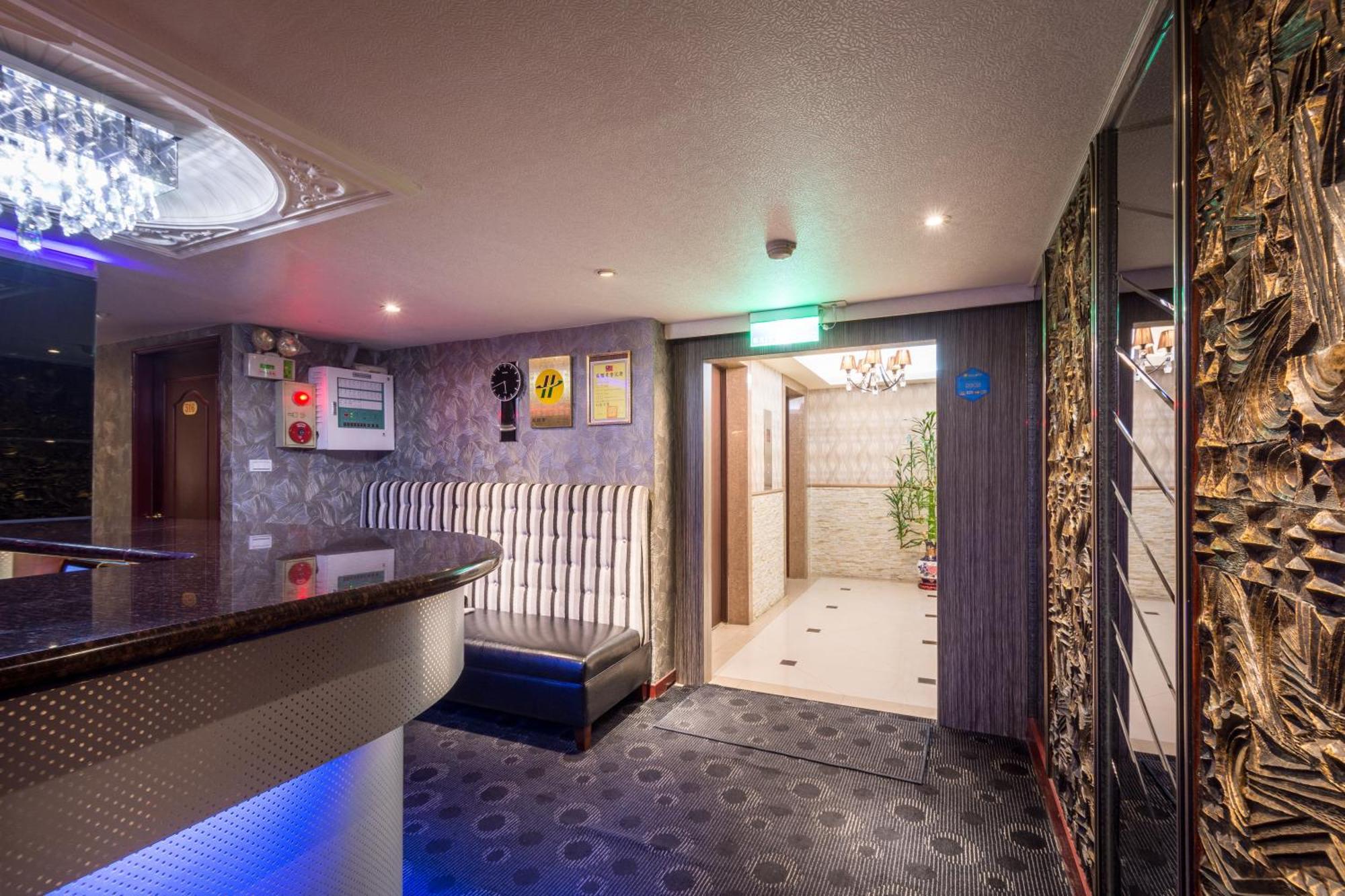 Golden Home Hotel Taipei Bagian luar foto